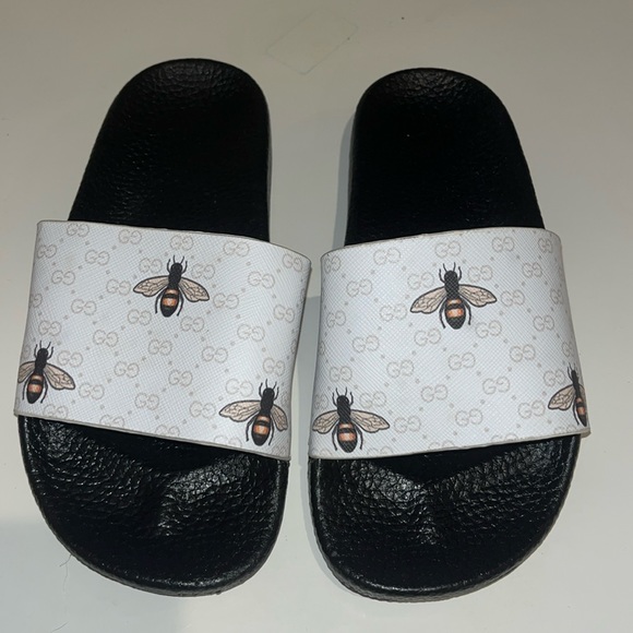 Shoes - White slides with bees (woman’s)